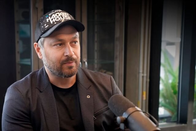 Solana Founder Links Elon Musk and Altman's AI Slowdown to 'Profitability at $1 Trillion Market Cap'