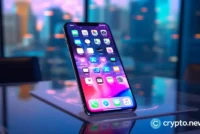 Binance warns iPhone users of FomoPeek malware targeting crypto wallets - 1