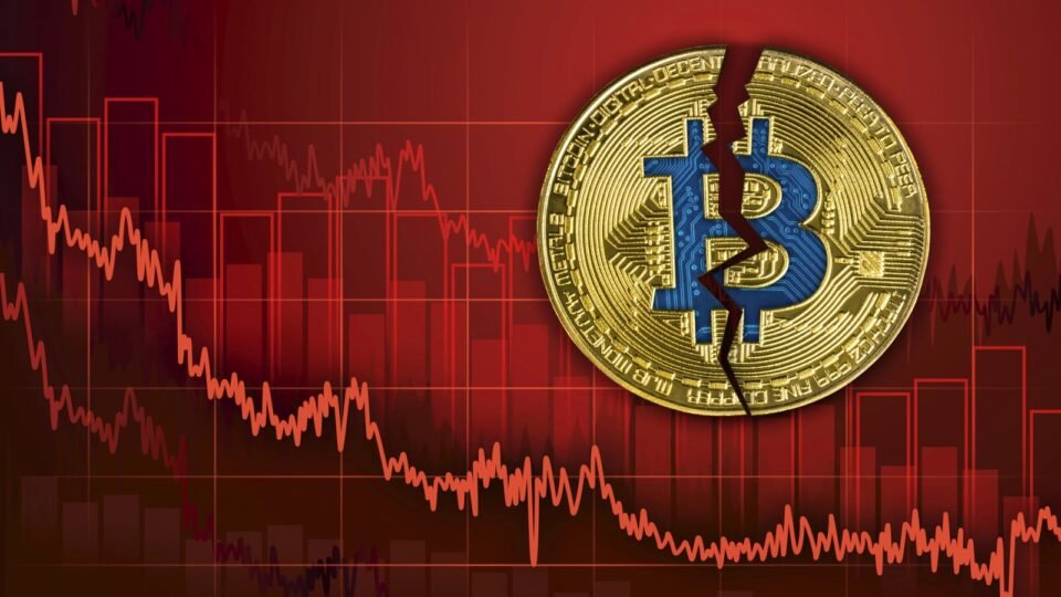 From 'Digital Gold' to $10,000: Bloomberg Strategist Flags Crucial Bitcoin Sell Signals
