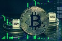 $60,000 Bitcoin Bottom Suddenly Looks 'Unlikely': Top Bloomberg Strategist