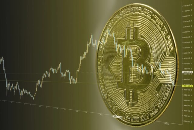 What's It Worth Selling Bitcoin and Gold For? Bloomberg Strategist Points to 5% US Bonds