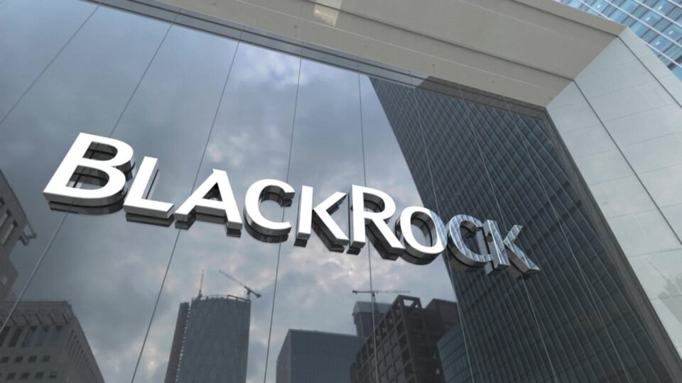 BlackRock Puts Investment Portfolios on Blockchain