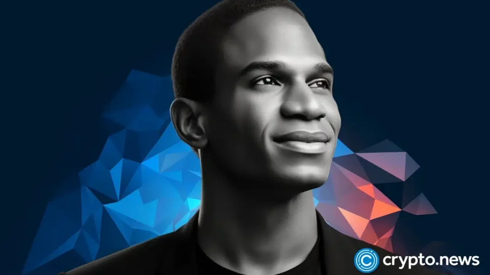 Bitcoin to $1 million by 2030? Arthur Hayes outlines AI credit risks